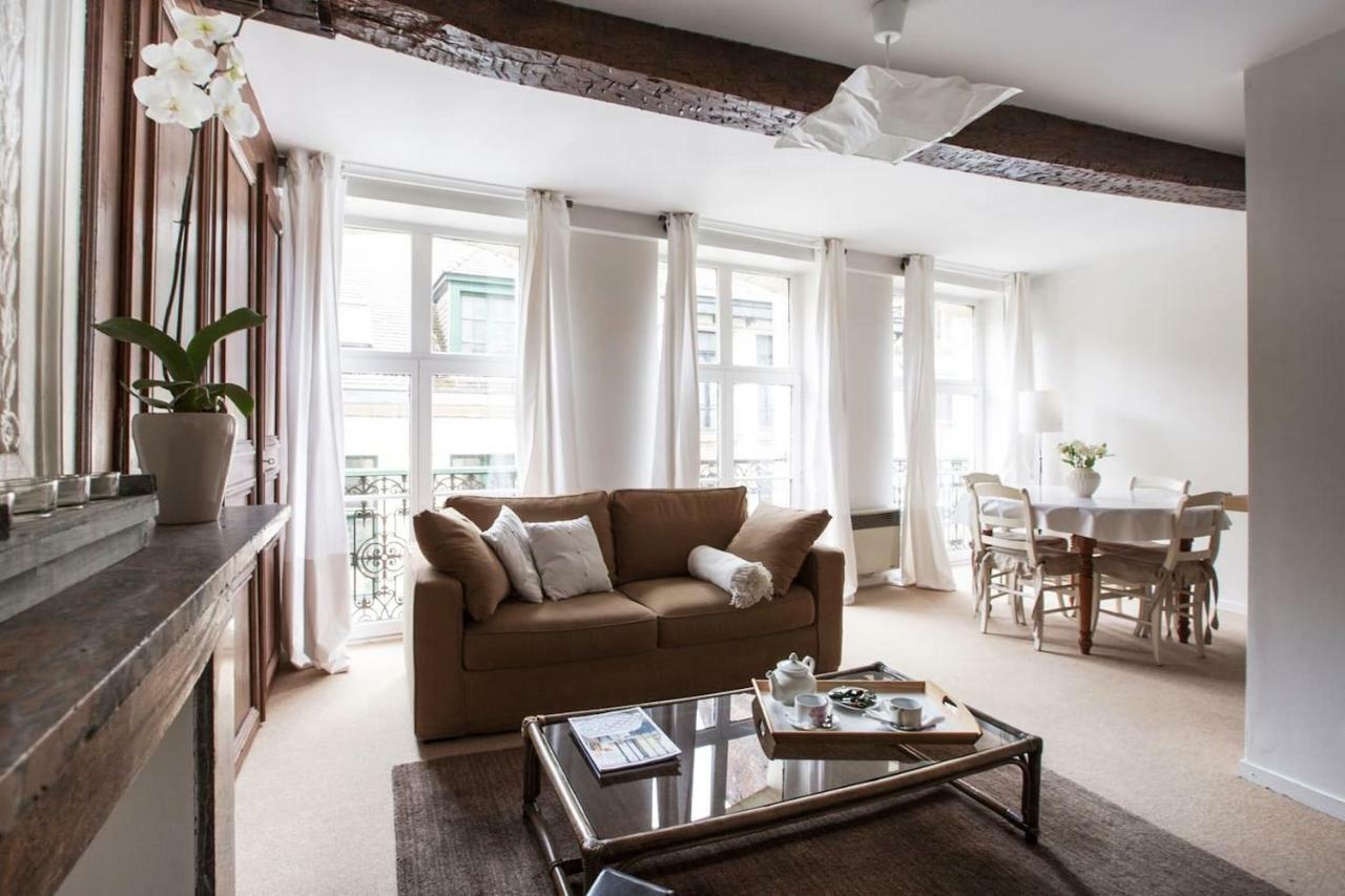 Les 3 Mollettes Du Vieux Lille Apartment Exterior foto